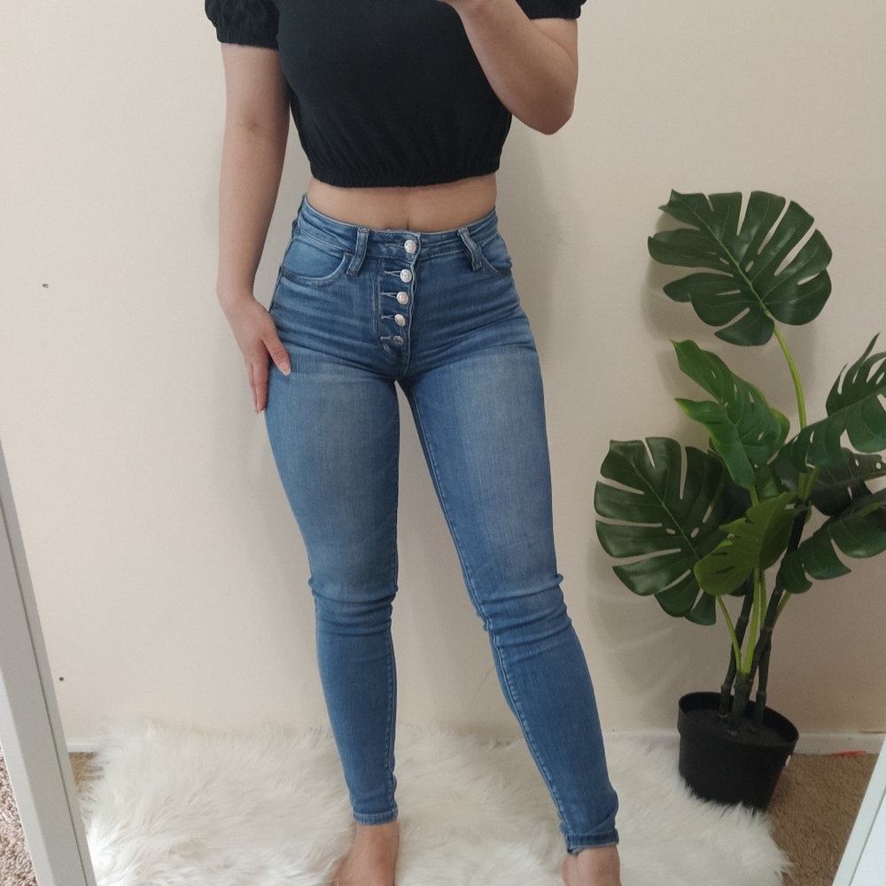 American eagle outfitters highwaisted jeans